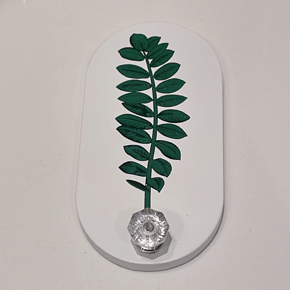 Palm Leaf wall hangers. Set of 2. Brand new. - Picture 3 of 4